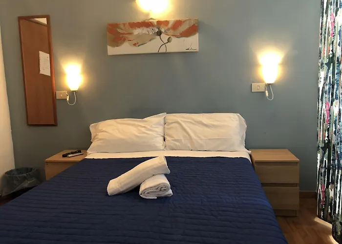 Freedom Traveller Hostel *