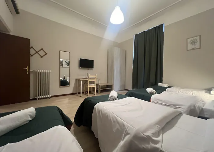 Freedom Traveller Hostel *