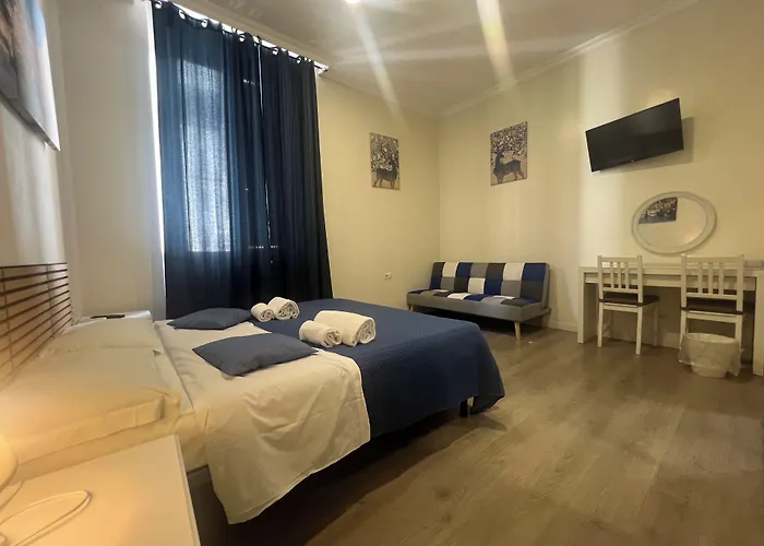 Freedom Traveller Hostel