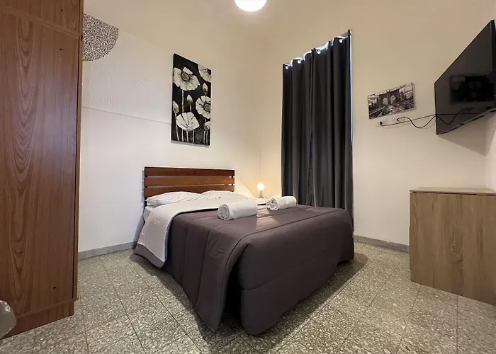 Freedom Traveller Hostal