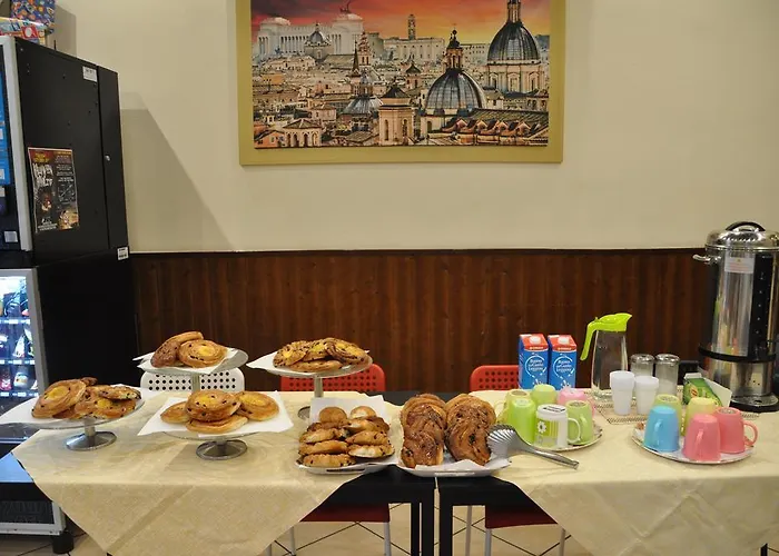 Freedom Traveller Hostal Roma